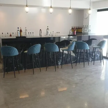 Evita Blue 4* غزيلوكاسترون