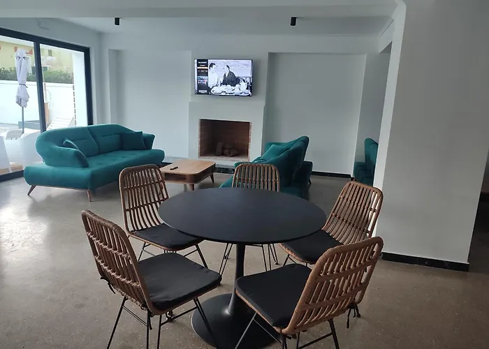 Evita Blue Ξυλόκαστρο